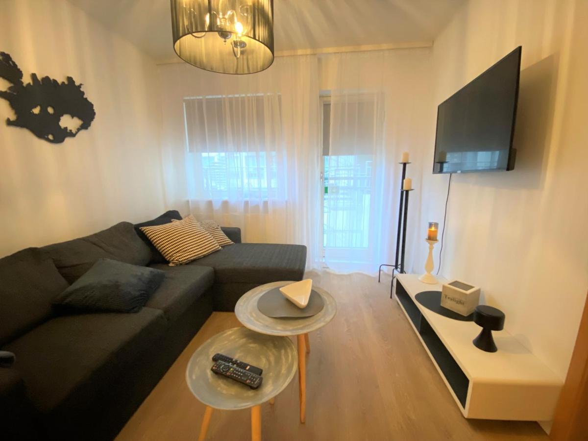 Hafnarstraeti 100, Downtown Apartment Akureyri Exterior foto